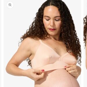 NWT the effortless bra Bodily size M clay breastfeeding pregnancy postpartum